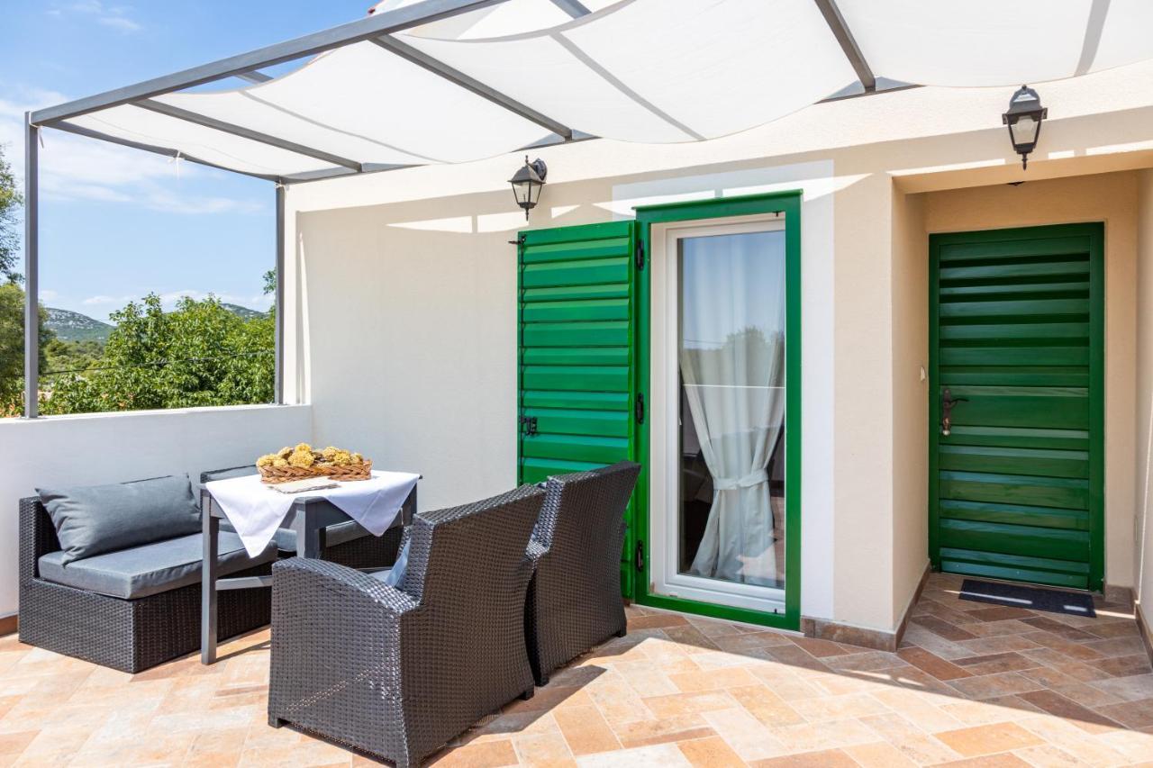 Marcelovi Dvori Bed and Breakfast Pirovac Εξωτερικό φωτογραφία