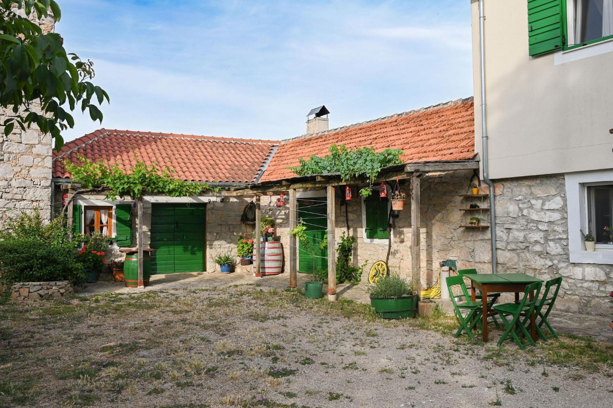 Marcelovi Dvori Bed and Breakfast Pirovac Εξωτερικό φωτογραφία